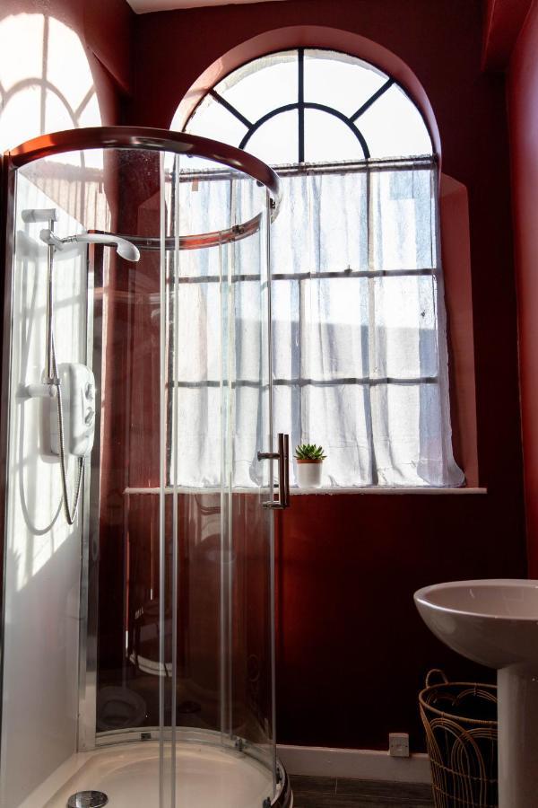 Stylish Jewellery Quarter Apartment Sleeps 4 Birmingham Luaran gambar